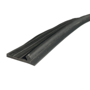 Viršutinis sandarinimas 1 m, grindų sandarinimas, grindų plyšių sandarinimas, grindų sandarinimo sprendimai, grindų sandarinimo paslaugos, slenksčio sandariklis garažo vartams, sandariklis garažo vartams, garažo vartų guminis slenkstis, garažo slenksčio tarpinė vartams, guminis sandarinimo slenkstis, garažo vartų guminis slenkstis.